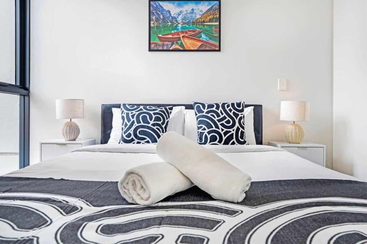 Stylish 1bed Next To Macquarie Centre & Metro Apartment *
