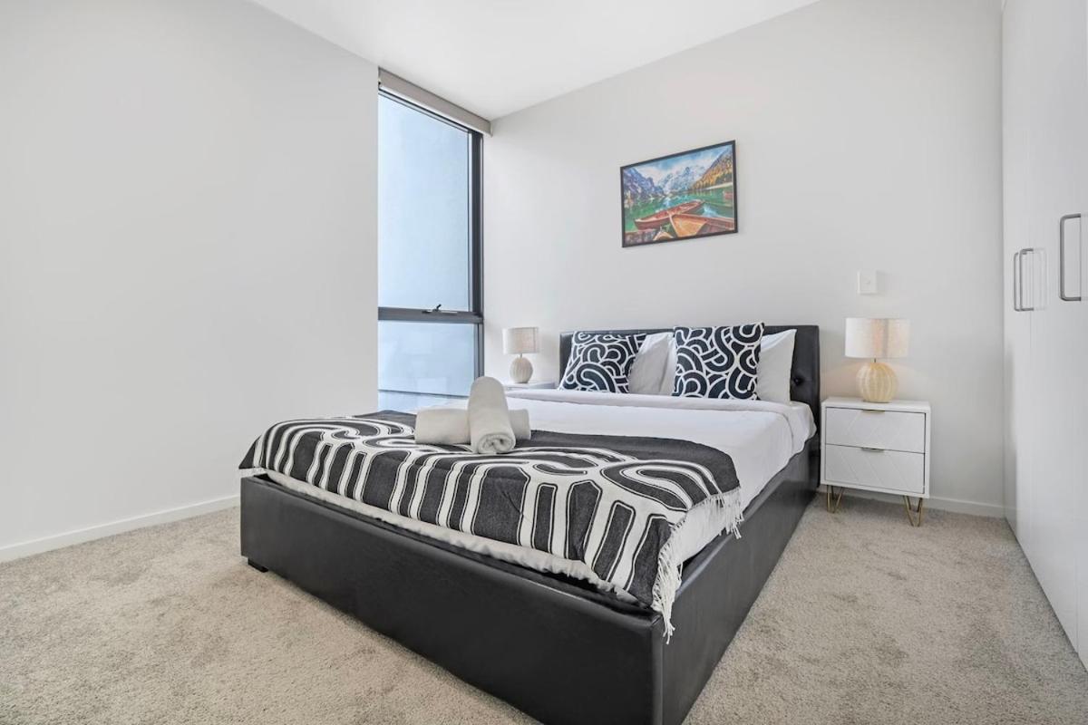 Stylish 1bed Next To Macquarie Centre & Metro * Sydney