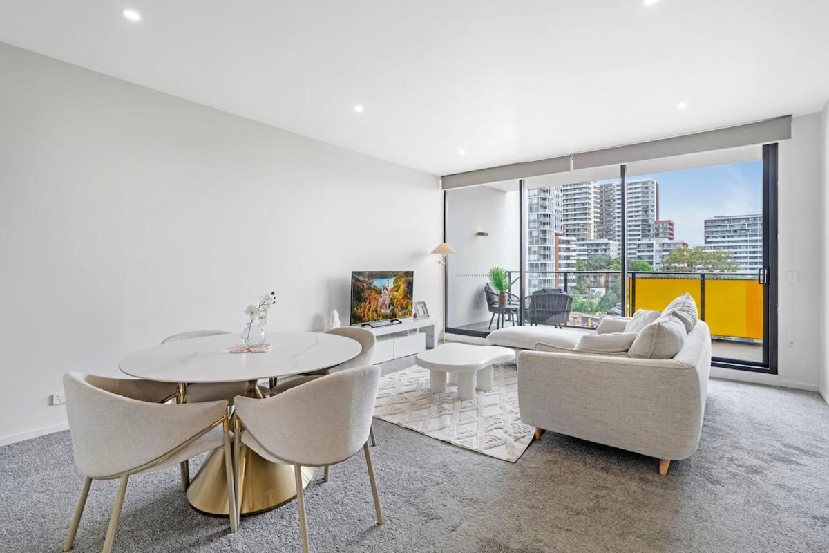 Apartment Stylish 1bed Next To Macquarie Centre & Metro *